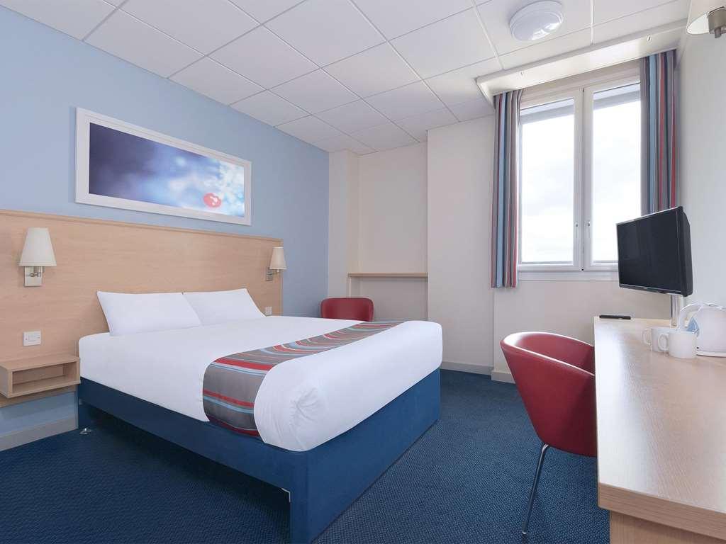 Travelodge Middlewich Room photo